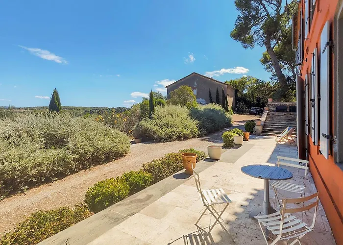 Tatil Evi 5 Bedroom Beautiful In Ouveillan