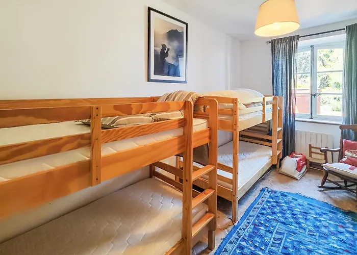 5 Bedroom Beautiful In